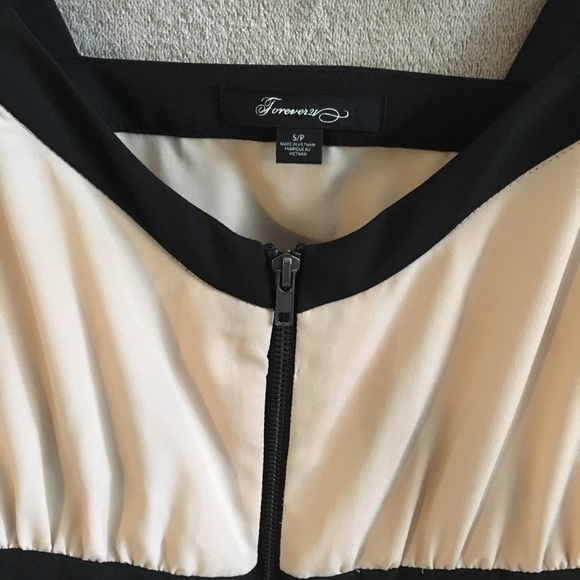 Forever 21 Zip Front Dress - Picture 4 of 5